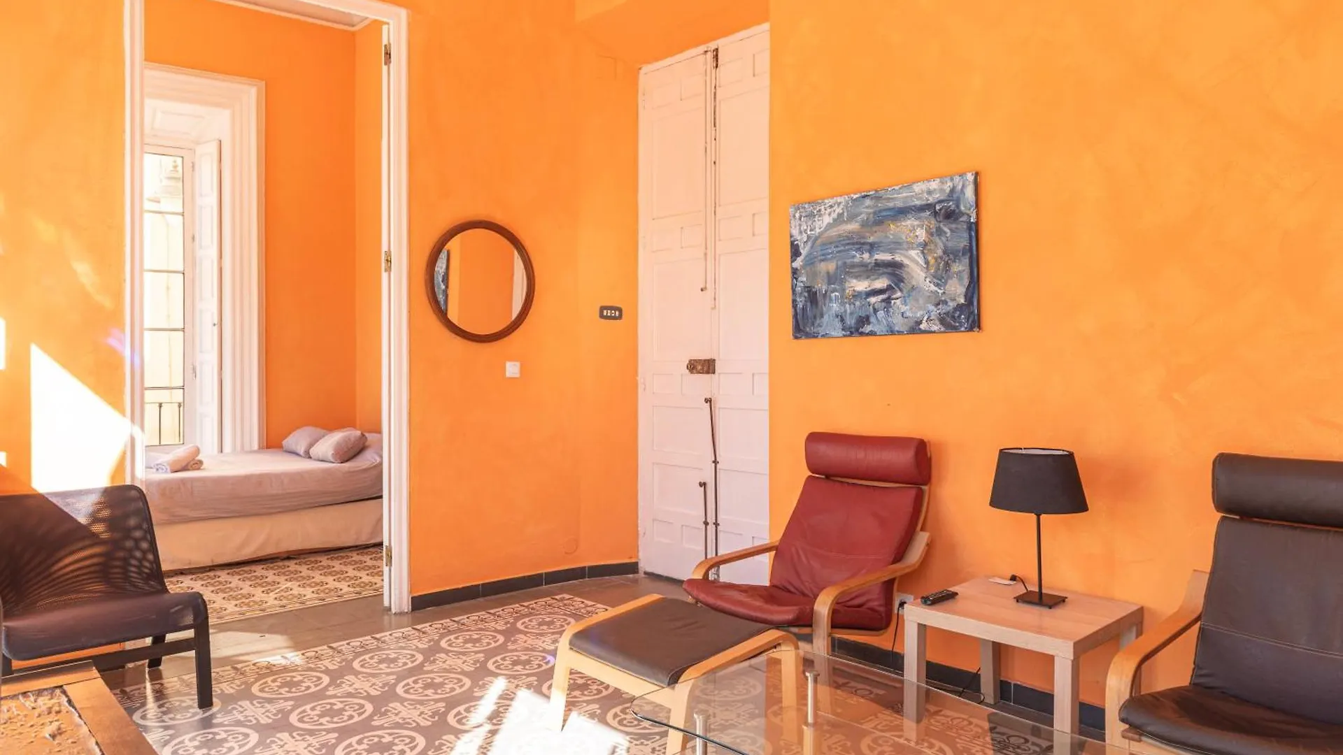 Accommodatie bij particulieren Private Rooms In Historic Building On The Square Málaga