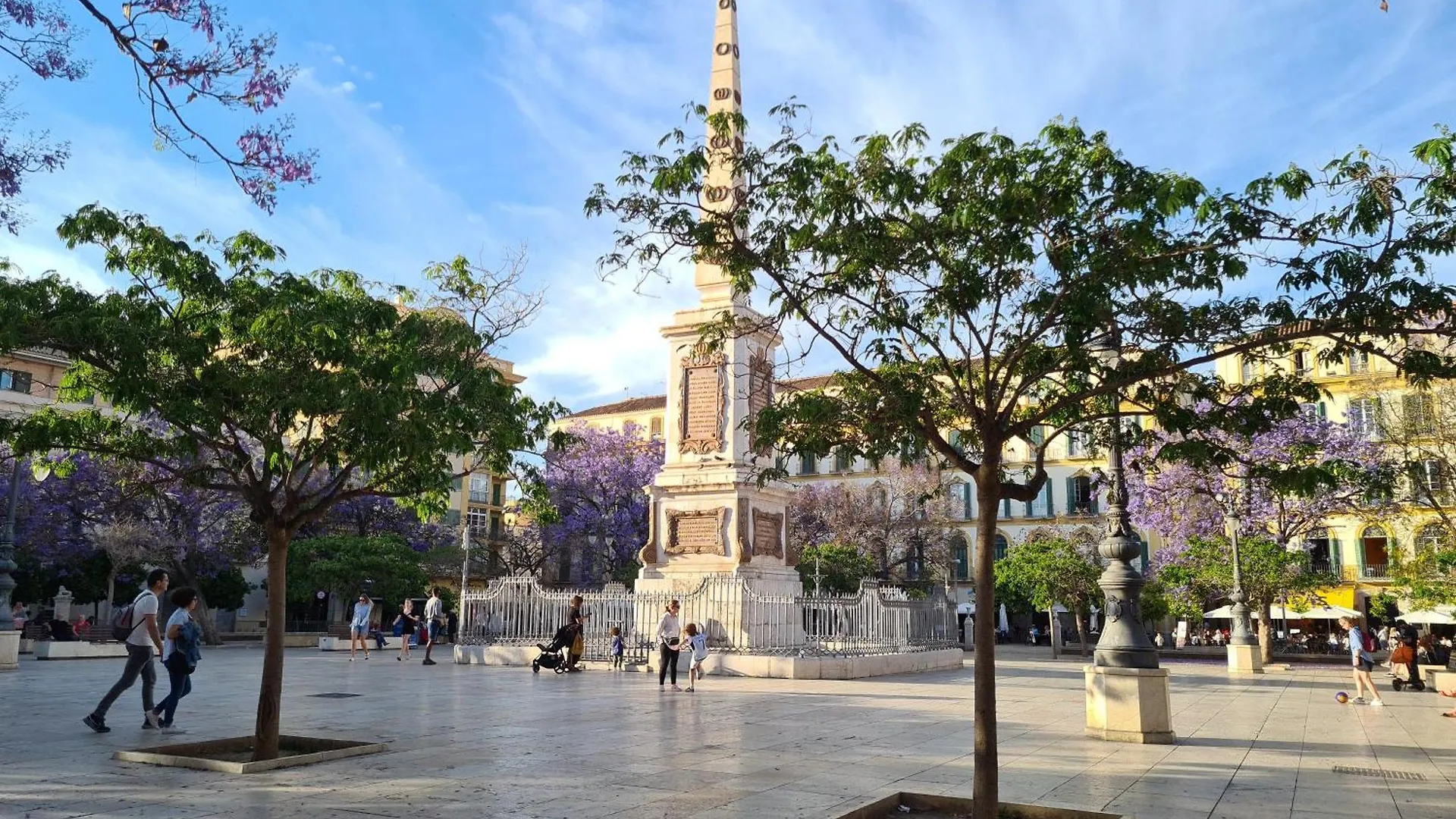 منزل للإقامة Private Rooms In Historic Building On The Square مالقة إسبانيا